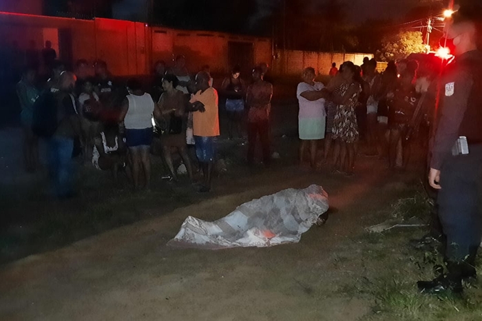 Colisão entre duas motos deixa uma pessoa morta em Santarém; vídeo